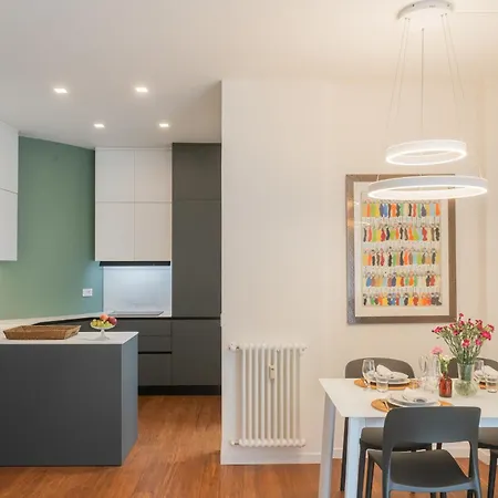 Volta Square With Terrace By Rent Apartamento *